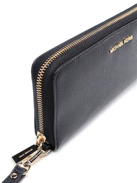 michael kors jet set travel card holder|michael kors travel continental wallet.